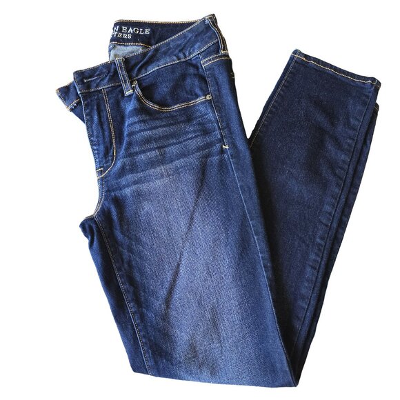 American Eagle Women's Size 8 Short Skinny Blue Jeans, Excellent Condition - Picture 3 of 8